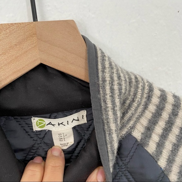 Dakini Women’s S Gray White Striped Wool Blend Jacket Full Zip Mock Neck - Picture 6 of 8